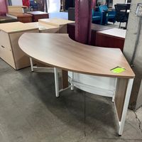 ARTOPEX CURVED TABLE QTY:1
