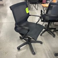 USED HANSO MEETING CHAIR 