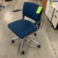 USED MEETING CHAIR, SWIVEL - BLUE QTY:2