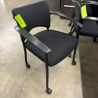 USED MESH BACK GUEST CHAIR W ARMS ON WHEELS - BLACK QTY:2