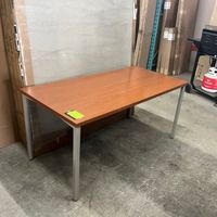 USED TABLE QTY:2